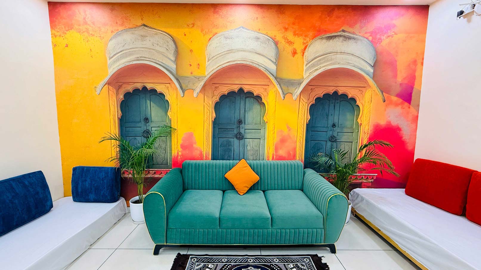 Lobby & Reception - Cozy Seating